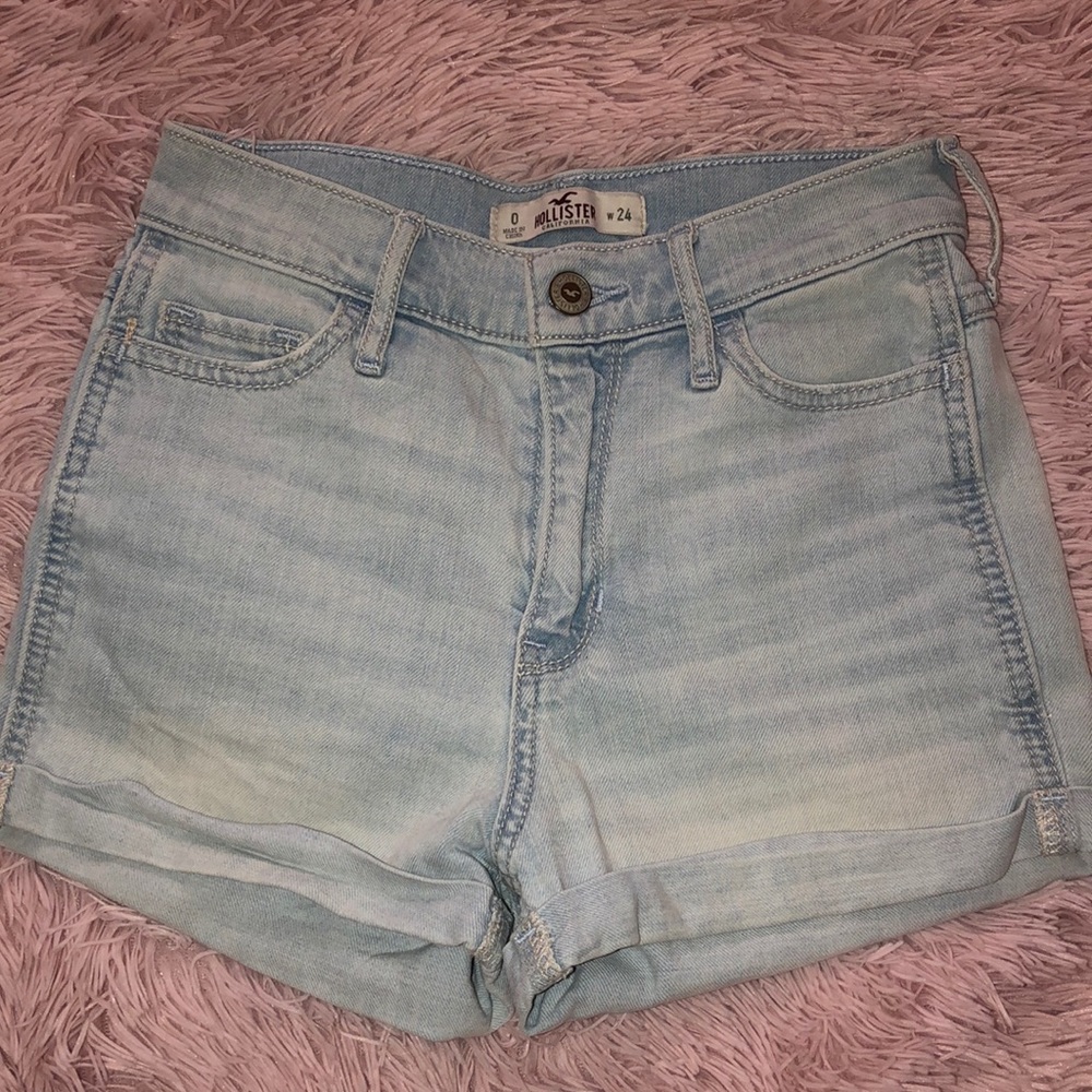 High Waisted Hollister Shorts